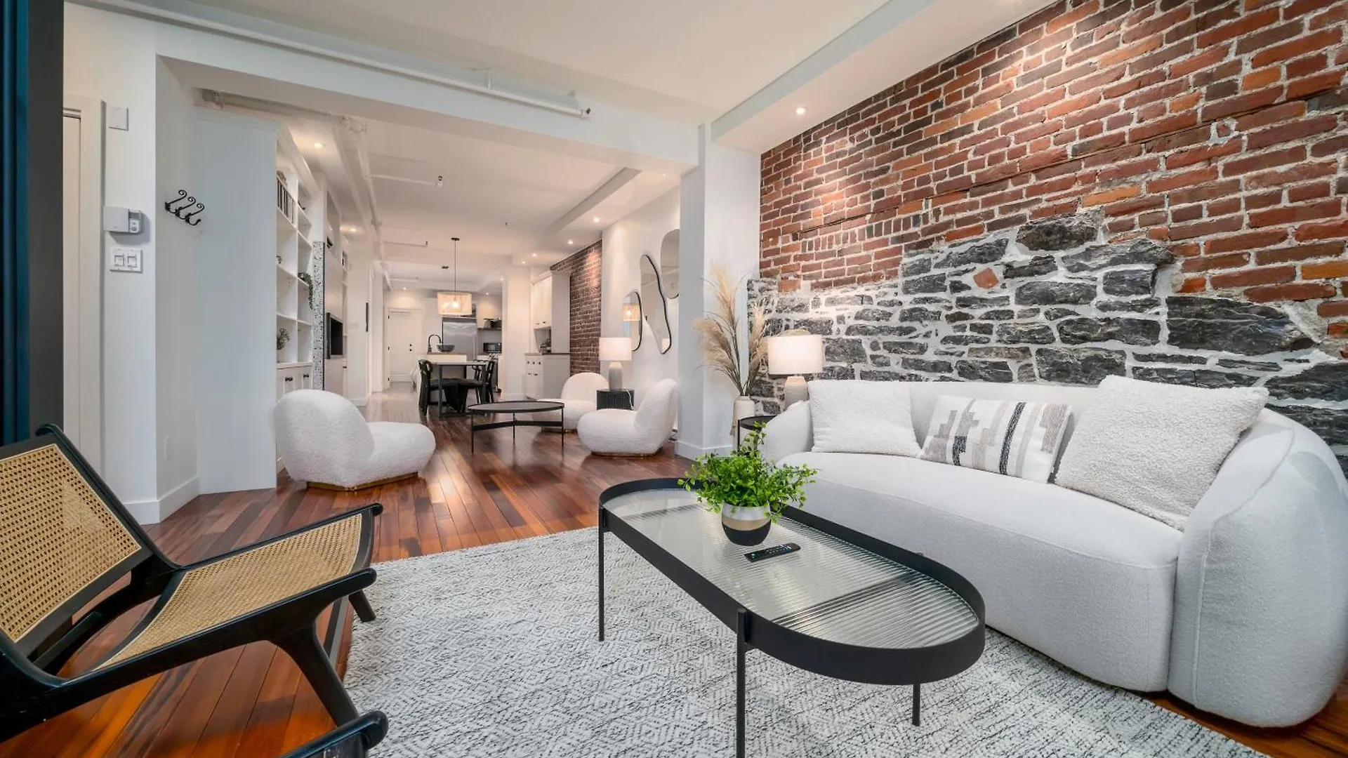 Deluxe Penthouse / / 2 In 1 Downtown Quebec City 0*,  Canada