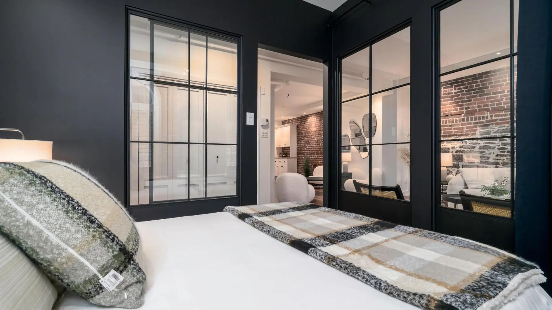 Apartment Deluxe Penthouse / / 2 In 1 Downtown Quebec City Canada