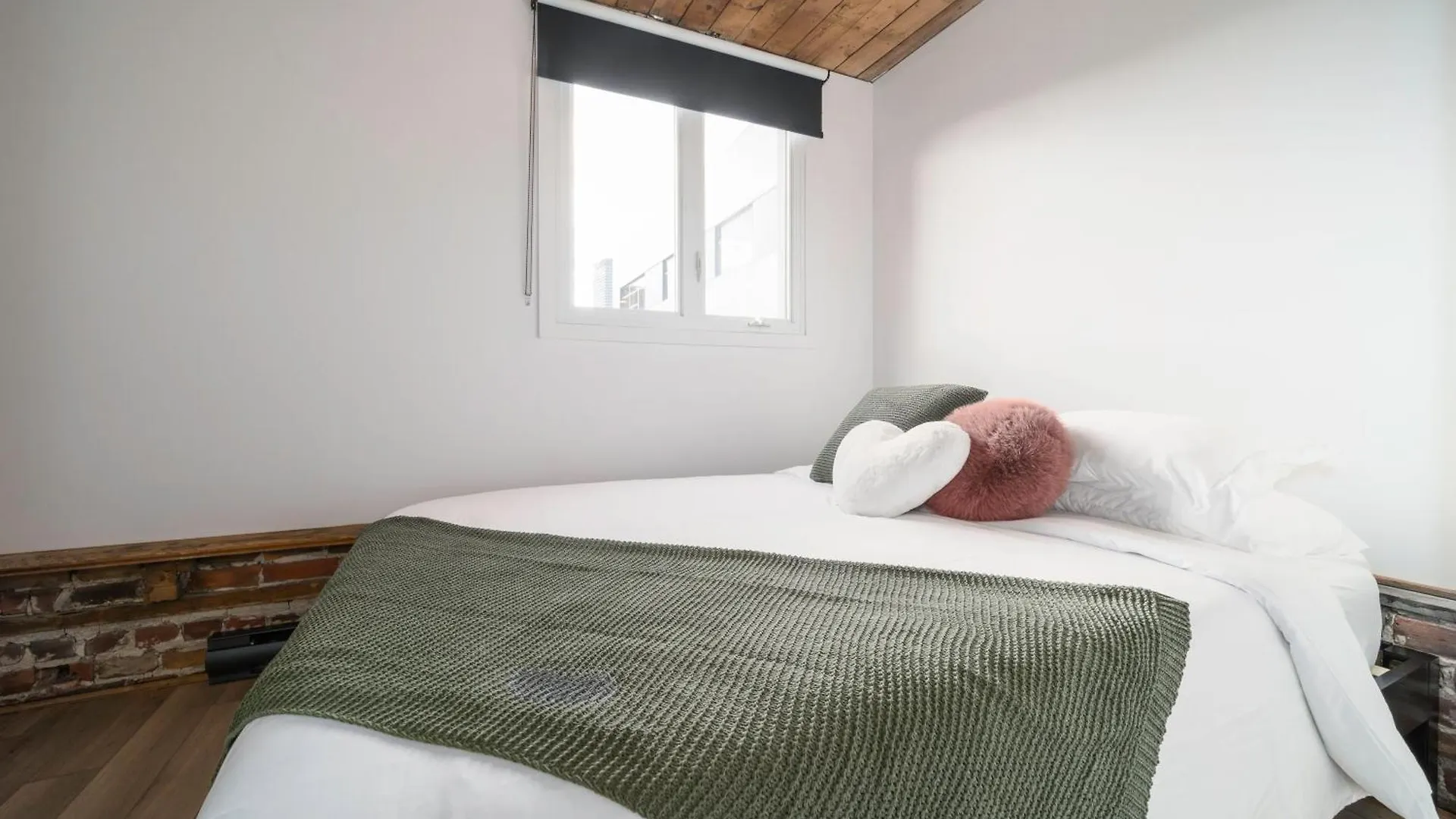 Apartment Deluxe Penthouse / / 2 In 1 Downtown Quebec City